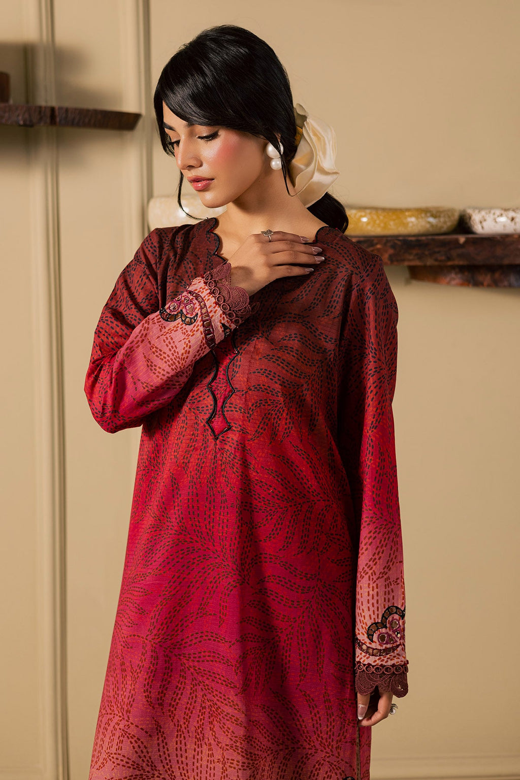 Fabric: LAWN DORIA